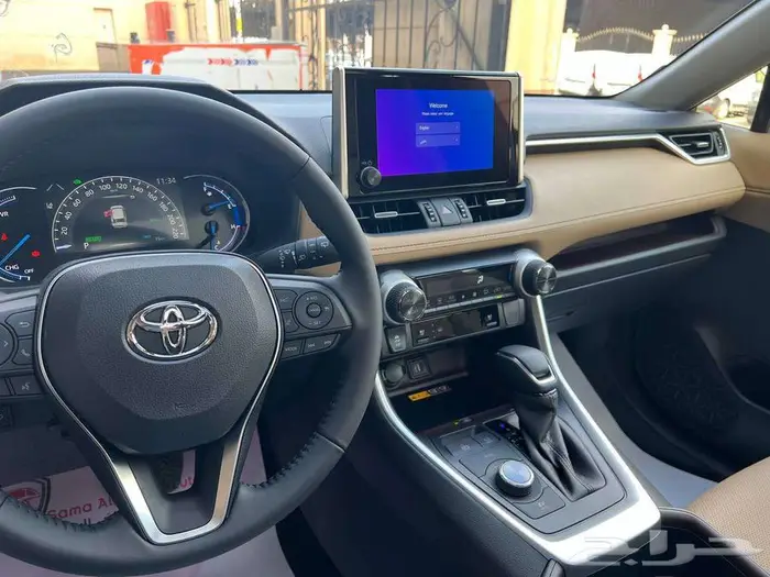 تويوتا راف فور LTD هايبرد 2025 8