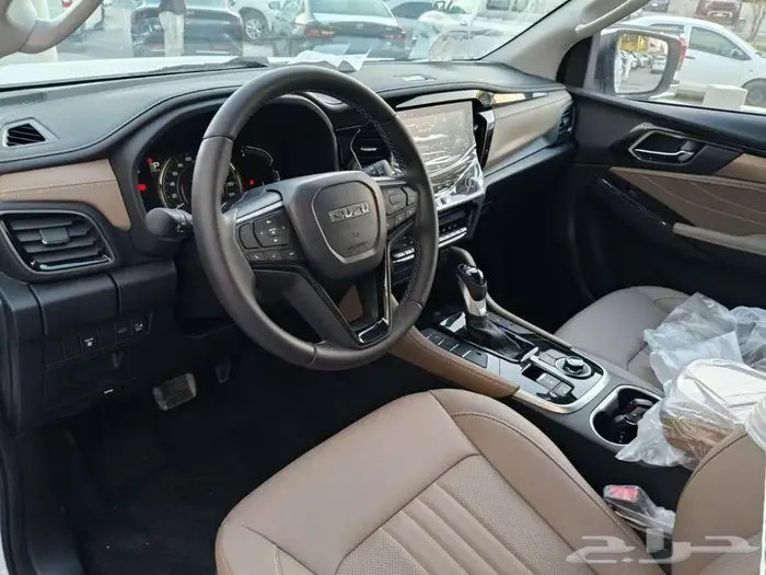 ام يو اكس 2026 كاش او تقسيط اقل هامش ربح 17