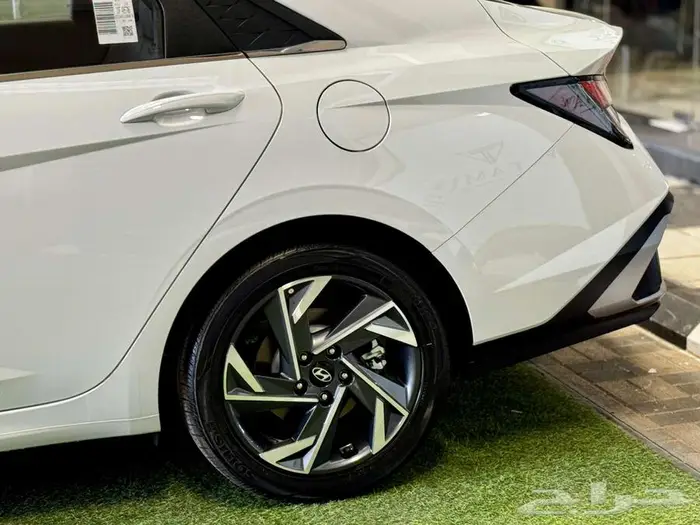 هيونداي النترا كومفورت 2025 - فاتورة ضريبية - كاش وتمويل 12