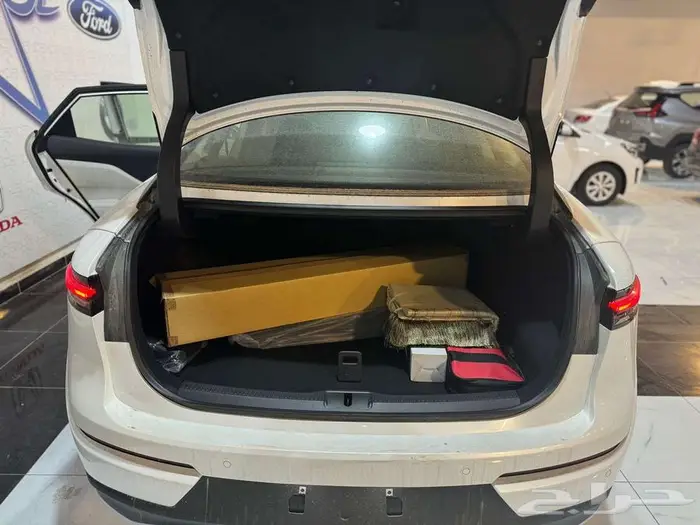 كراون بريميوم موديل 2026 كاش واقساط جميع البنوك 10