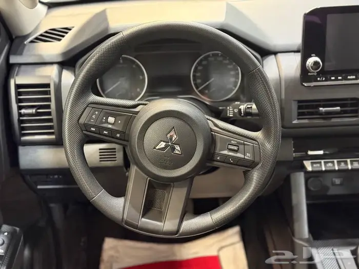 ميتسوبيشي L200 غمارتين دبل نص فل 2024 3