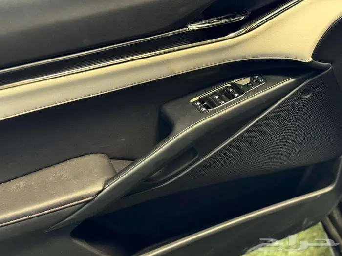 فورد تورس ترند 2026 - اسود ورمادي وابيض 13