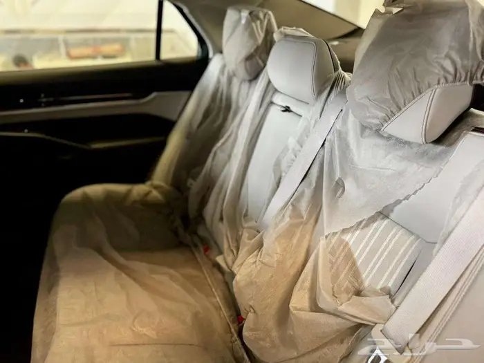 فورد تورس ترند 2026 - اسود ورمادي وابيض 24