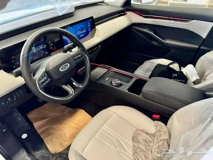 فورد تورس تيتانيوم 2026 فل كامل 8