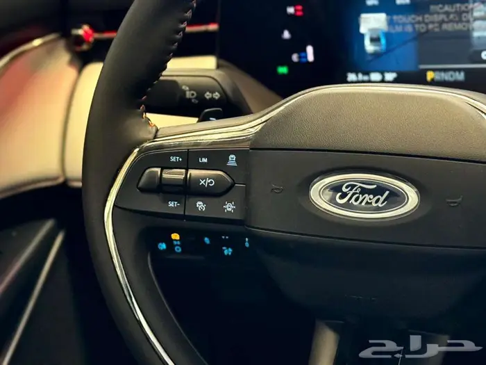 فورد تورس تيتانيوم 2026 فل كامل 9