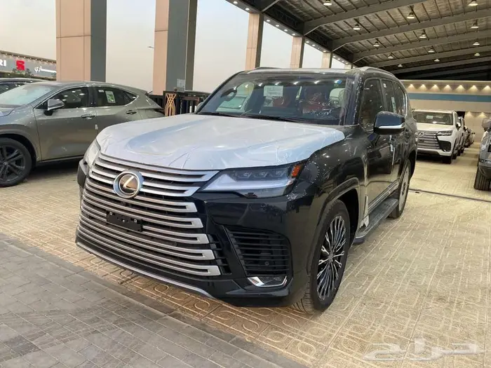 لكزس LX600 VIP 2025 أسود سعودي 2