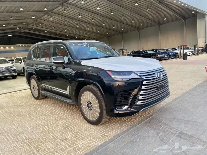 لكزس LX600 VIP 2025 أسود سعودي 3