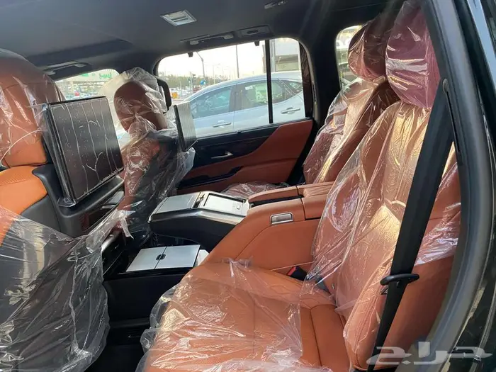 لكزس LX600 VIP 2025 أسود سعودي 9