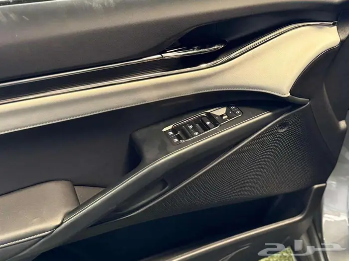 فورد تورس امبيانتي 2026 - متوفر كاش وبنوك 9