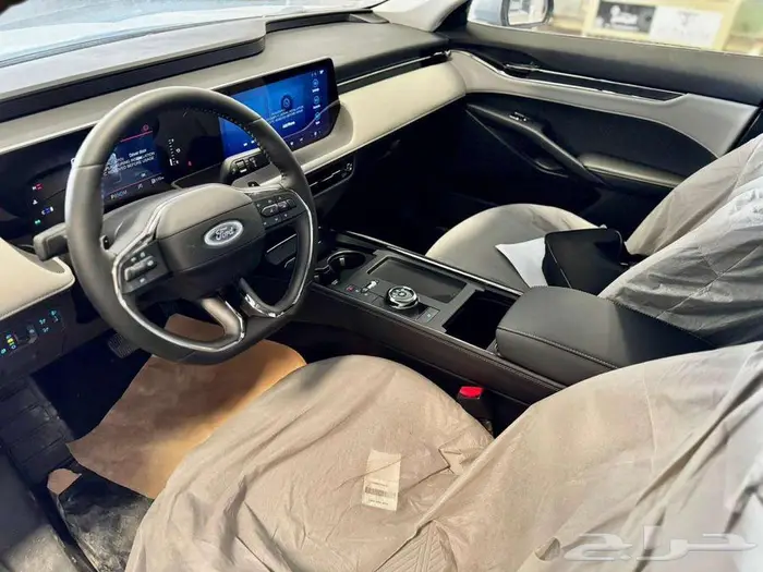 فورد تورس امبيانتي 2026 - متوفر كاش وبنوك 10