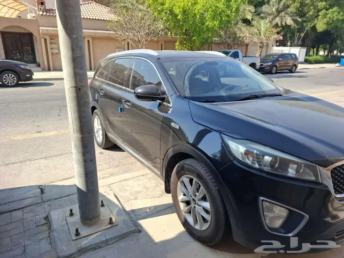 كيا سرنتو جيب 7ركاب 2016 5