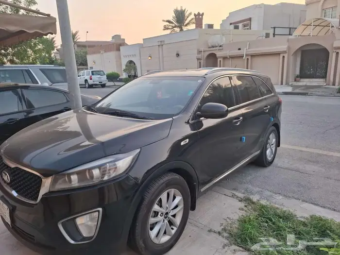 كيا سرنتو جيب 7ركاب 2016 8