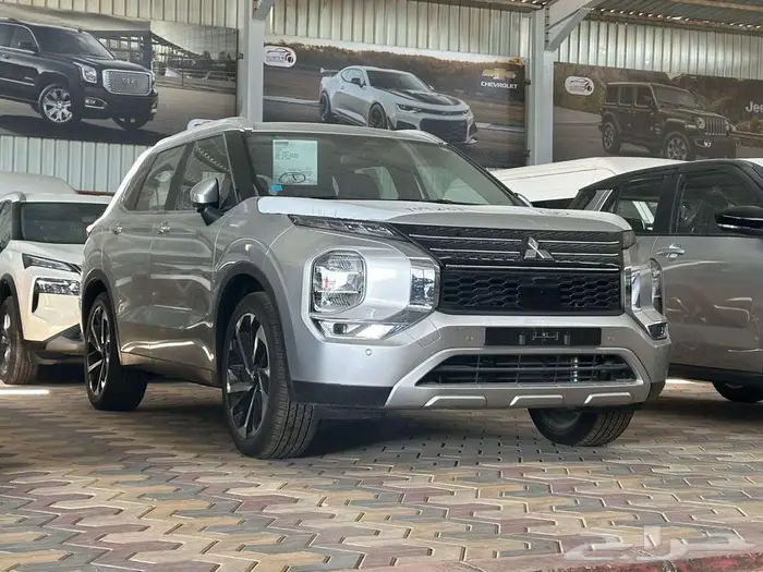 ميتسوبيشي اوتلاندر 4 4 نص فل 7 راكب 2025 0