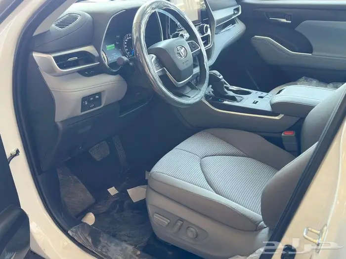 تويوتا هايلاندر GLE نص فل دبل 2025 سعودى 11