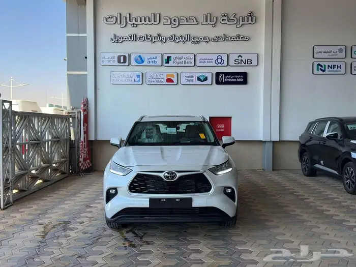 تويوتا هايلاندر GLE نص فل دبل 2025 سعودى 3