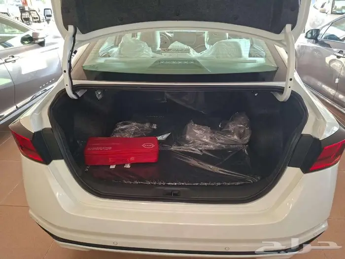 نيسان التيما SV نص فل موديل 2026 4