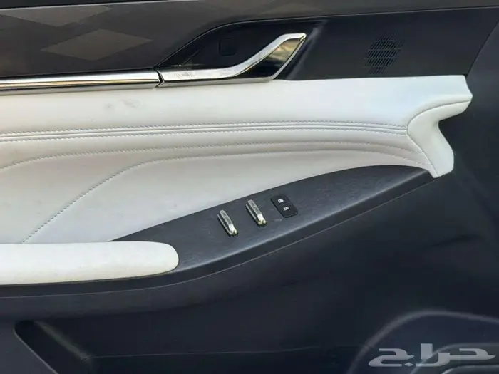 دونج فينج ميج E3 التيميد موديل 2026 4