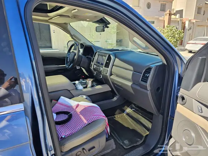 فورد اكسبيدشن 2020 3