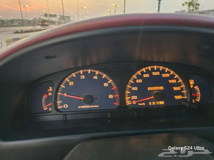 للبيع هايلكس 98 غمارتين 10