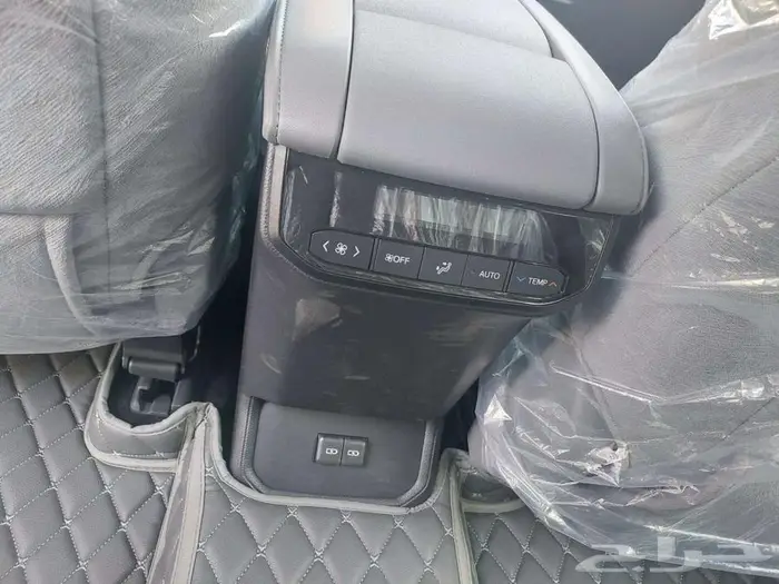 (4x2) 2024 LE تويوتا هايلاندر 13