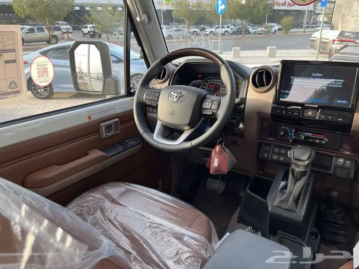 تويوتا مصندق ربع ديزل رفرف ونش فل كامل م 2025 - سعودي ابيض 11