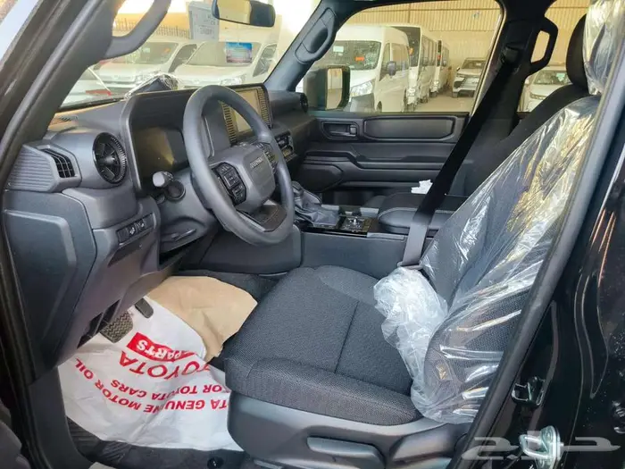 تويوتا برادو تي اكس 2 اسود بنزين 2026 اقل سعر 9