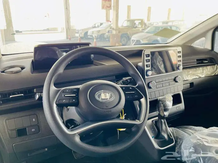 هيونداي ستاريا 2025 7