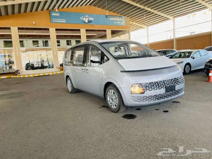 هيونداي ستاريا 2025 0