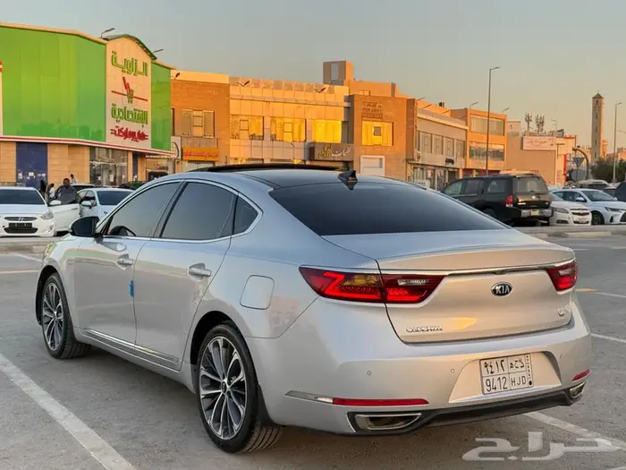 مخزن كيا كادينزا 2018 نص فل 7