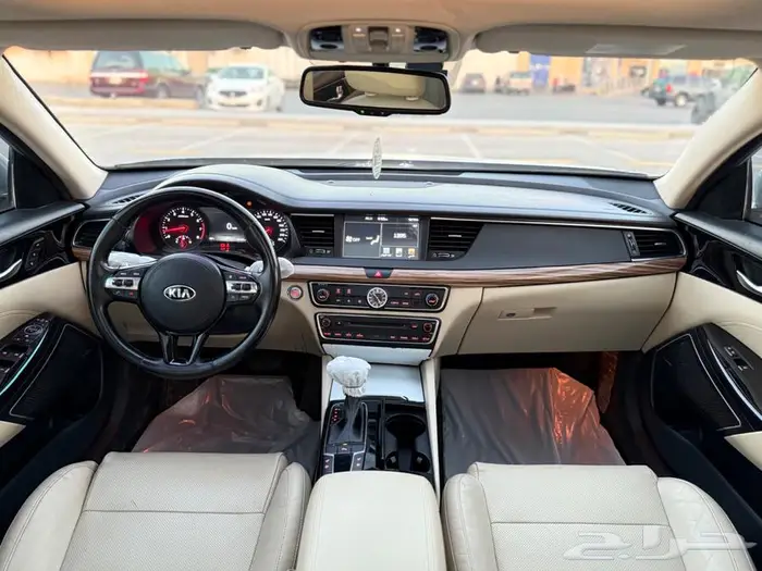 مخزن كيا كادينزا 2018 نص فل 12