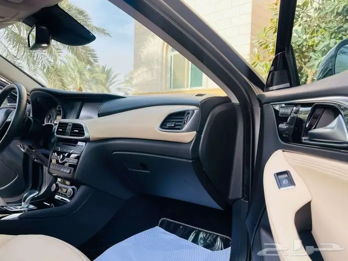 انفنتي Q30 فل 2017 بحالة ممتازة 3