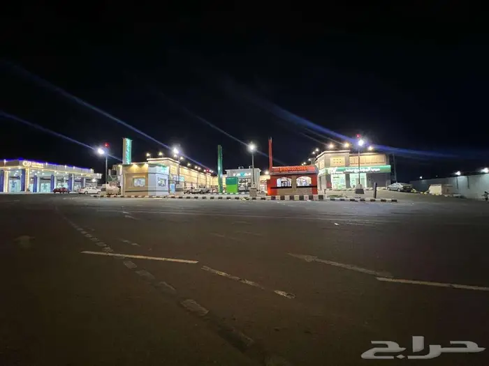 معارض تجارية بموقع إستراتيجي على طريق مكة - الهدا 13