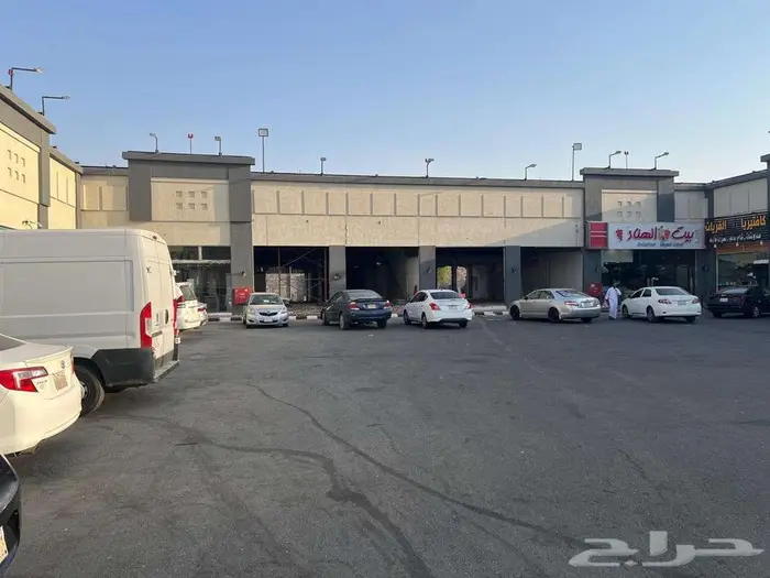 معارض تجارية بموقع إستراتيجي على طريق مكة - الهدا 11