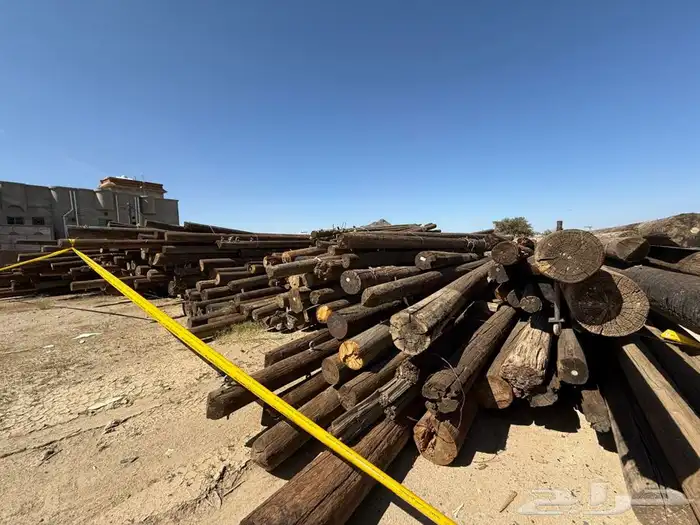 اعمدة كهرب خشب الصنوبر 5