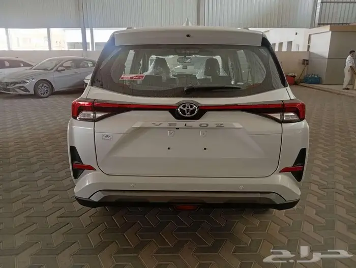 تويوتا فيلوز GLX بنزين اوتماتيك 2025 كاش واقساط 8
