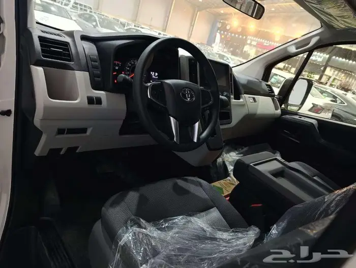 تويوتا هايس فان بضاعة ديزل سقف عالي جير اتوماتيك 2026 21