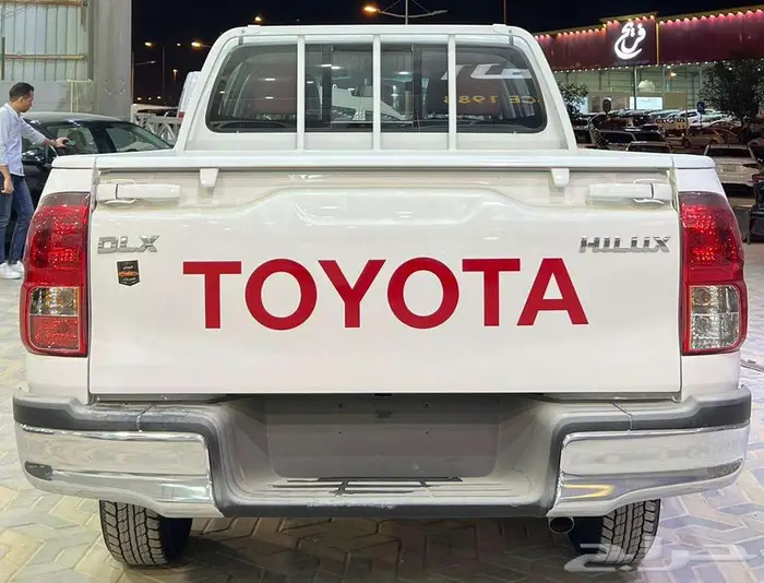 تويوتا هايلوكس DLX ديزل دبل تماتيك خليجي 2025 3