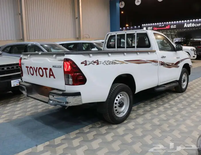 تويوتا هايلوكس غمارة موديل 2026 بنزين دبل باقل سعر 4