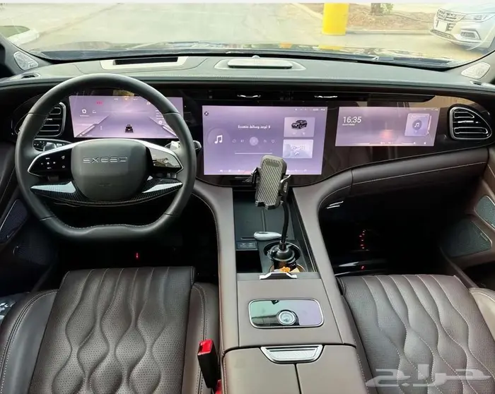 سيارة عائلية فاخرة جدا موديل 2025 5