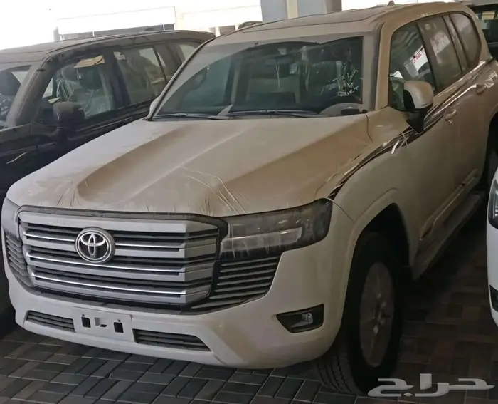 تويوتا لاند كروزر 2025 خليجي تنفس طبيعي كاش واقساط بنوك 0