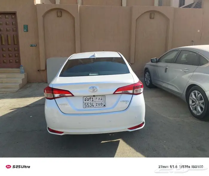 تويوتا يارس نظيف 2021 للبيع 11