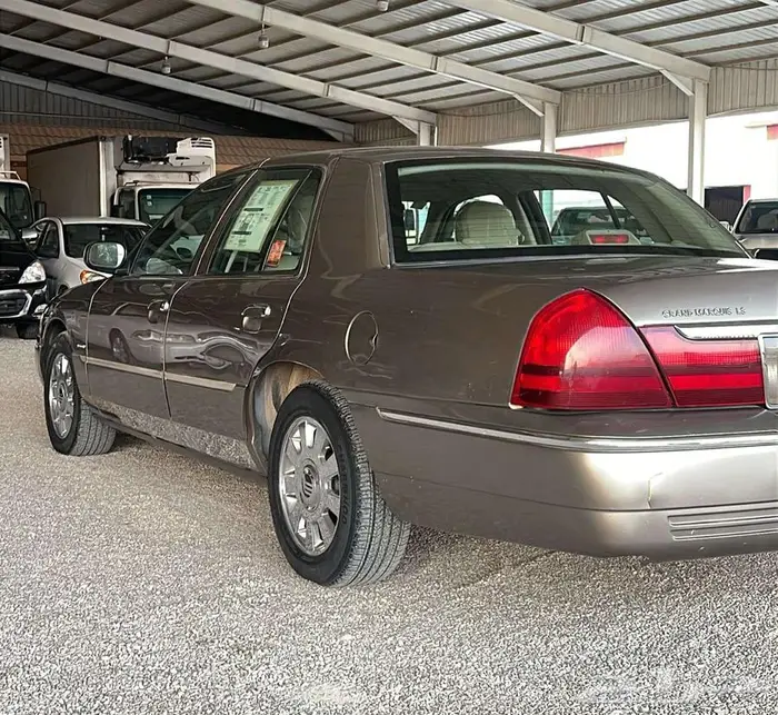 فورد جراند ماركيز 2005 10