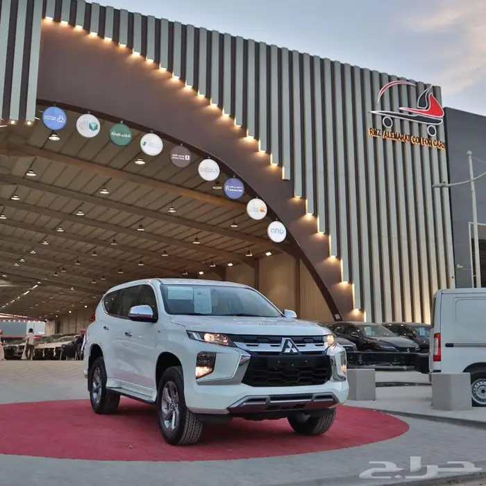 ميتسوبيشي مونتيرو سبورت ستاندر دبل و نص فل 2025 بنزين 2