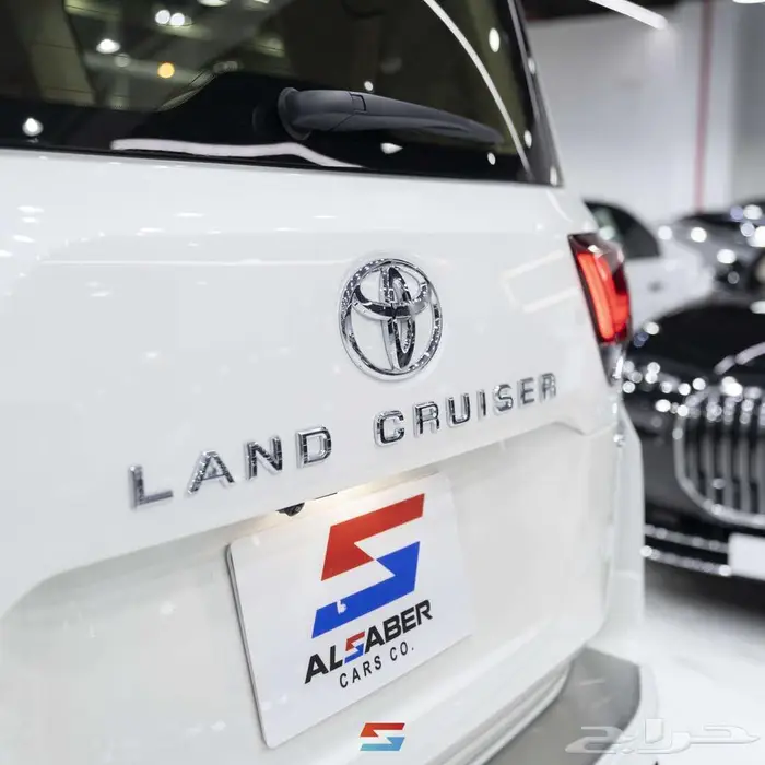 تويوتا لاندكروزر GXR L4 موديل 2025 5