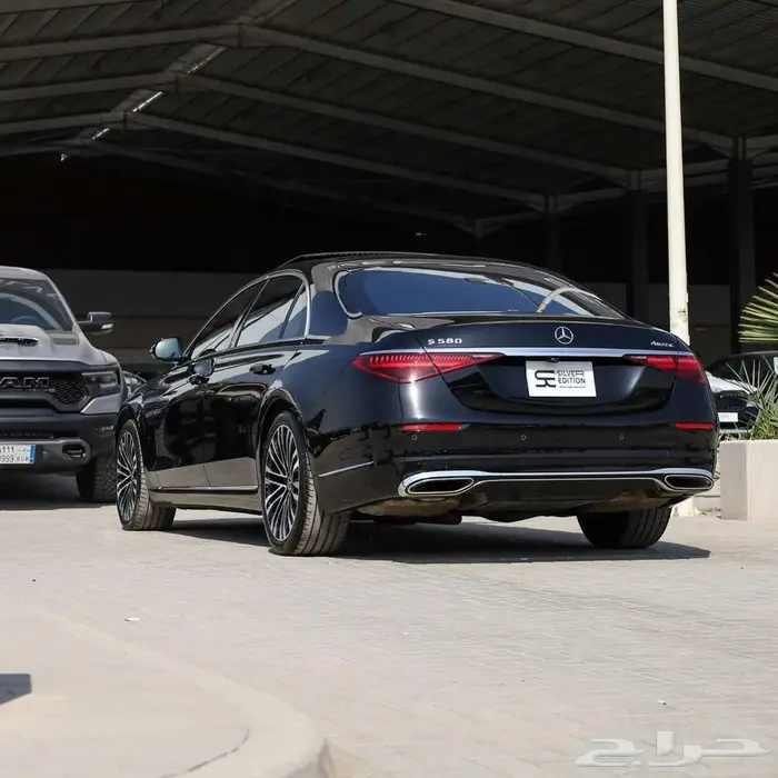 مرسيدس S580 موديل 2021 ممشى 120 لف كم 3