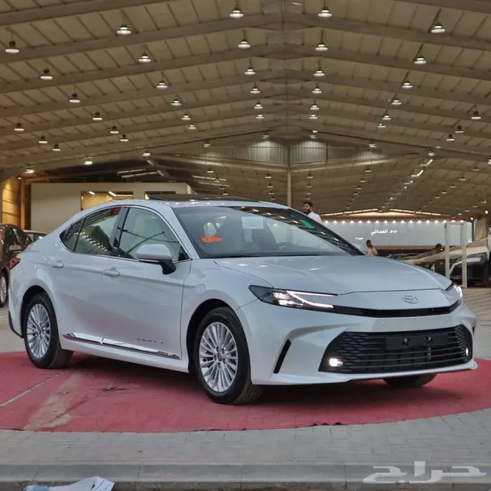 تويوتا كامري 2025 بنزين (عروض اقل الاسعار) 4