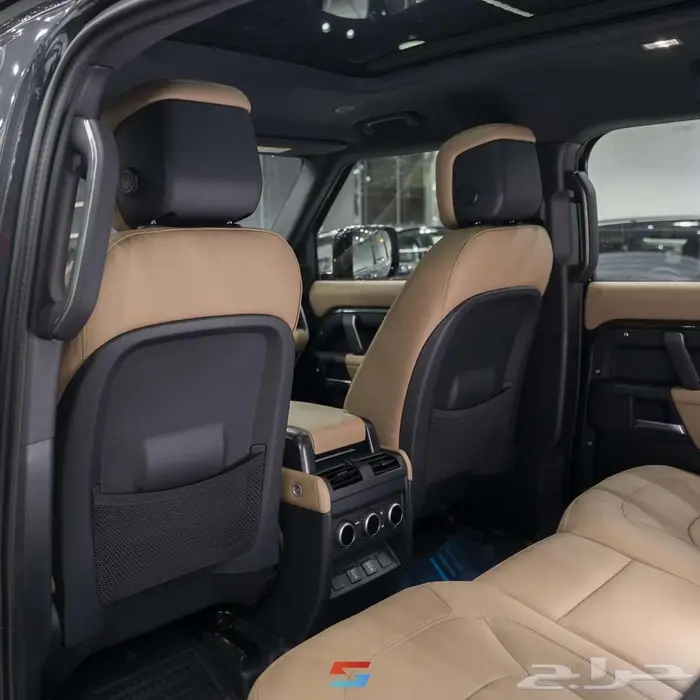 لاندروفر ديفندر 110 SE اكس ديناميك موديل 2026 12