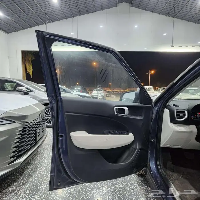 هيونداي فينيو سمارت 2024 عرض خاص كحلي السعر 56350 9