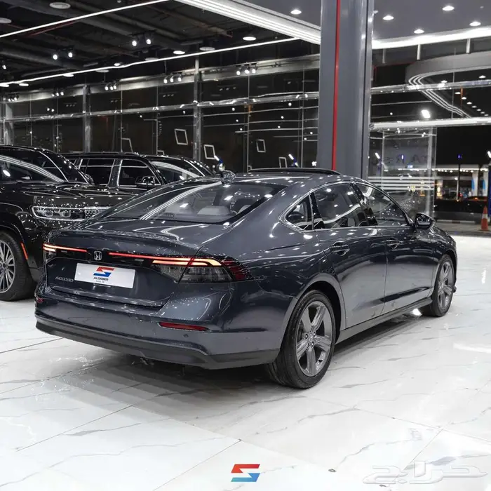 هوندا اكورد EX نص فل 2025 9