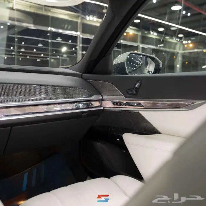 بي ام دبليو 735 موديل 2026 14